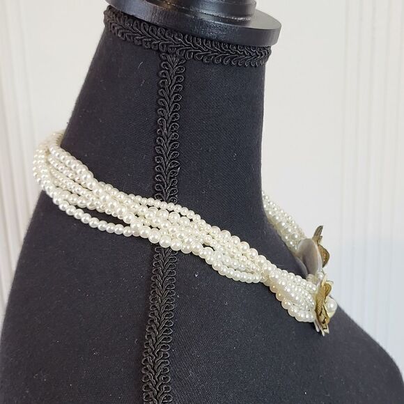 Vintage Six Strand Faux Pearl Necklace With Flowers - Picture 2 of 10